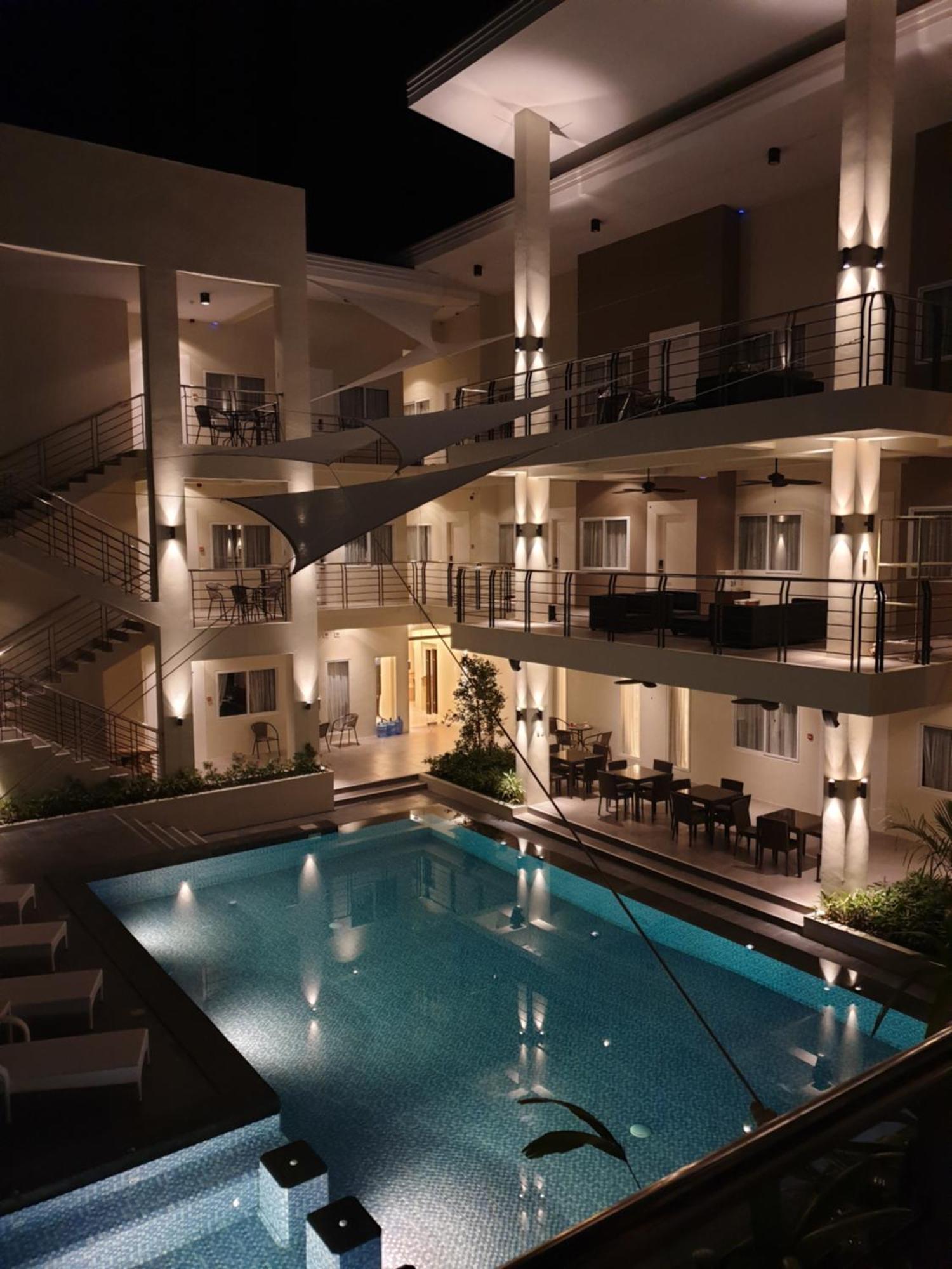 โรวิรา สวีท Hotel Dumaguete City ภายนอก รูปภาพ