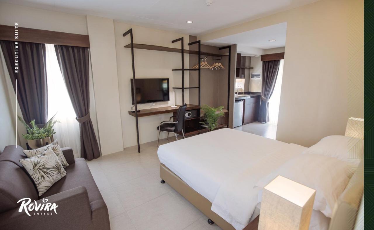โรวิรา สวีท Hotel Dumaguete City ภายนอก รูปภาพ